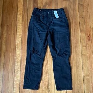 American Eagle; Real Good Ripped Mom Jean